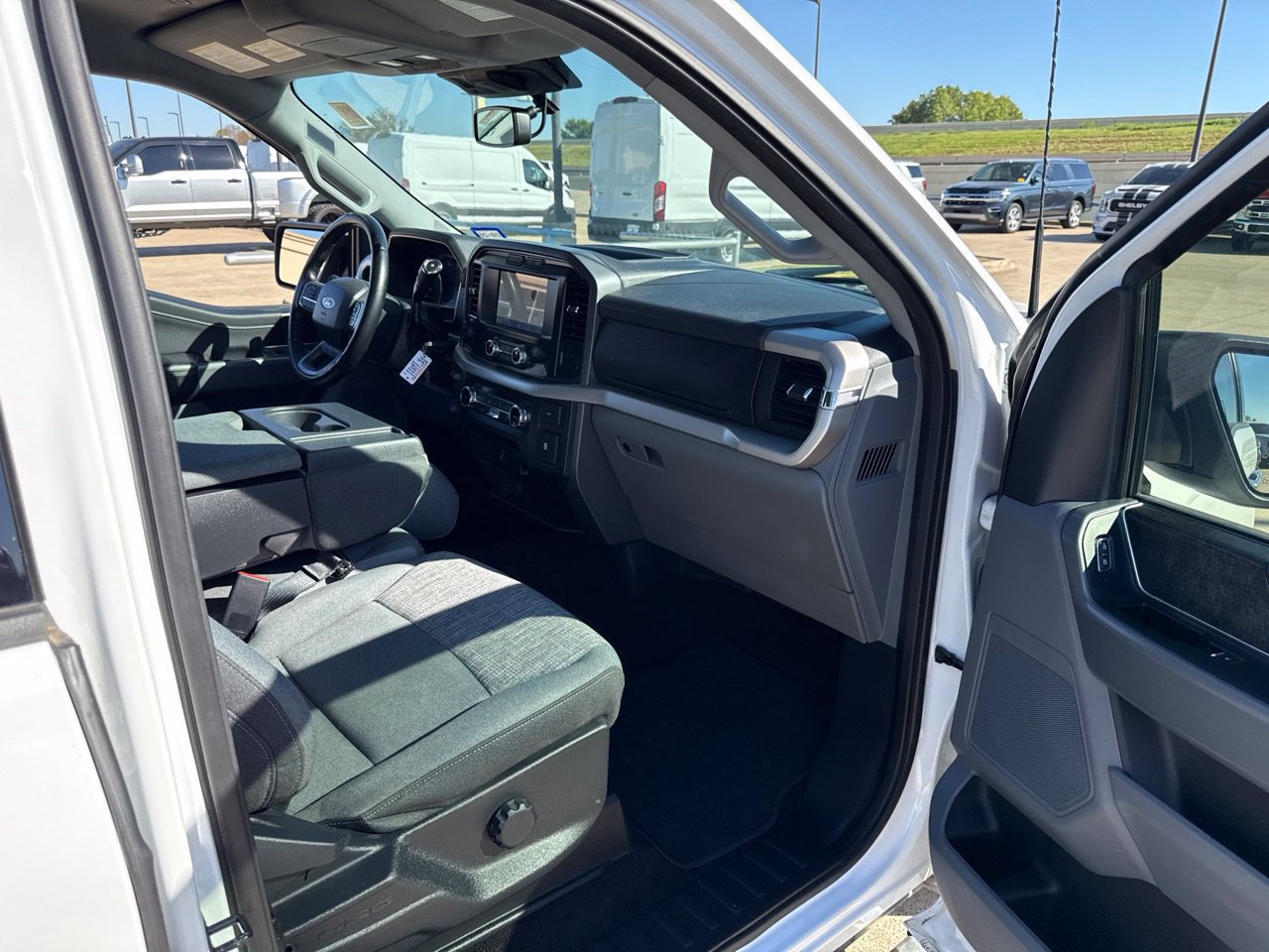 Used 2022 Ford F150 XLT w/ Equipment Group 301A Mid RWD image 14