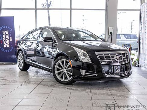 Used 2013 Cadillac XTS Luxury image 3
