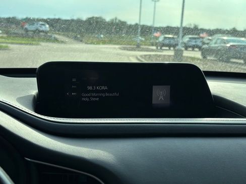 Used 2021 MAZDA CX-30 FWD 2.5 S w/ Select Package image 9