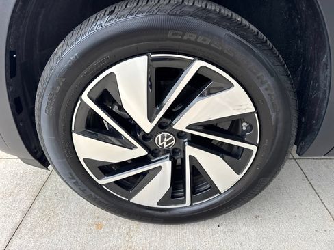 Used 2024 Volkswagen Atlas SE AWD/4WD image 19