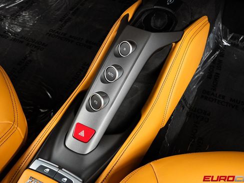 Used 2019 Ferrari 488 GTB RWD image 33