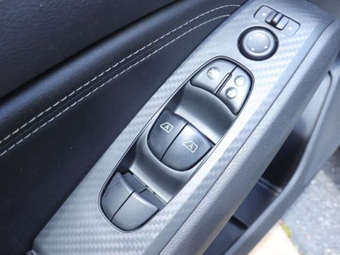Used 2019 Nissan Altima 2.5 SV FWD image 18