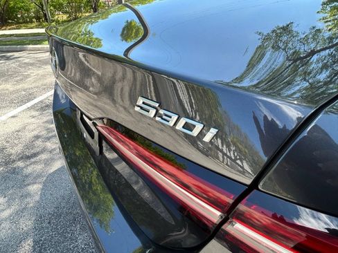 Used 2025 BMW 530i RWD image 48