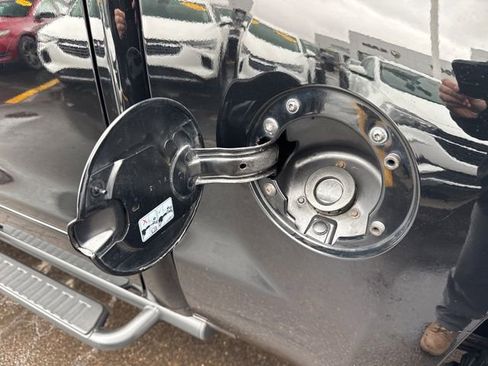 Used 2017 Chevrolet Silverado 1500 LTZ Z71 w/ LTZ Plus Package image 19