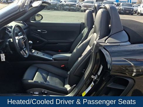 Used 2022 Porsche 718 Boxster S image 2