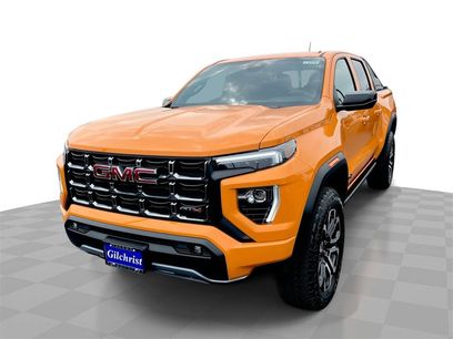 New 2025 GMC Canyon AT4 w/ Nightfall Edition