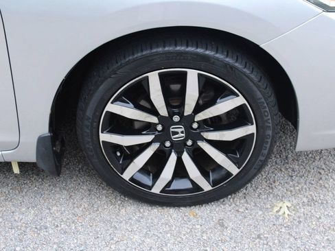 Used 2015 Honda Civic EX-L image 33