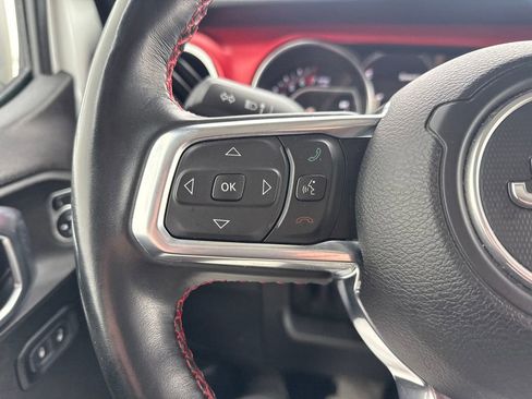 Used 2022 Jeep Gladiator Rubicon w/ Cold Weather Group AWD/4WD image 15