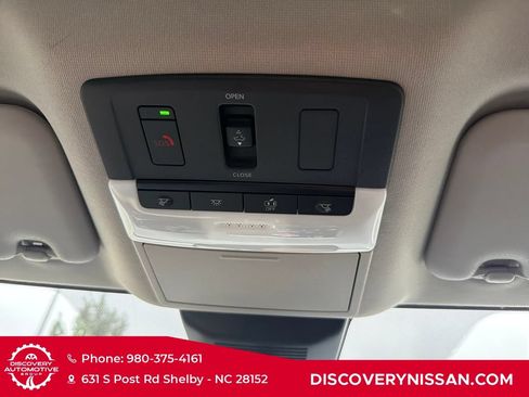 Certified 2025 Nissan Sentra SR w/ SR Premium Package FWD image 32