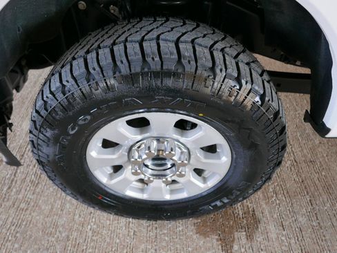 Used 2024 Ford F250 XLT w/ FX4 Off-Road Package image 23