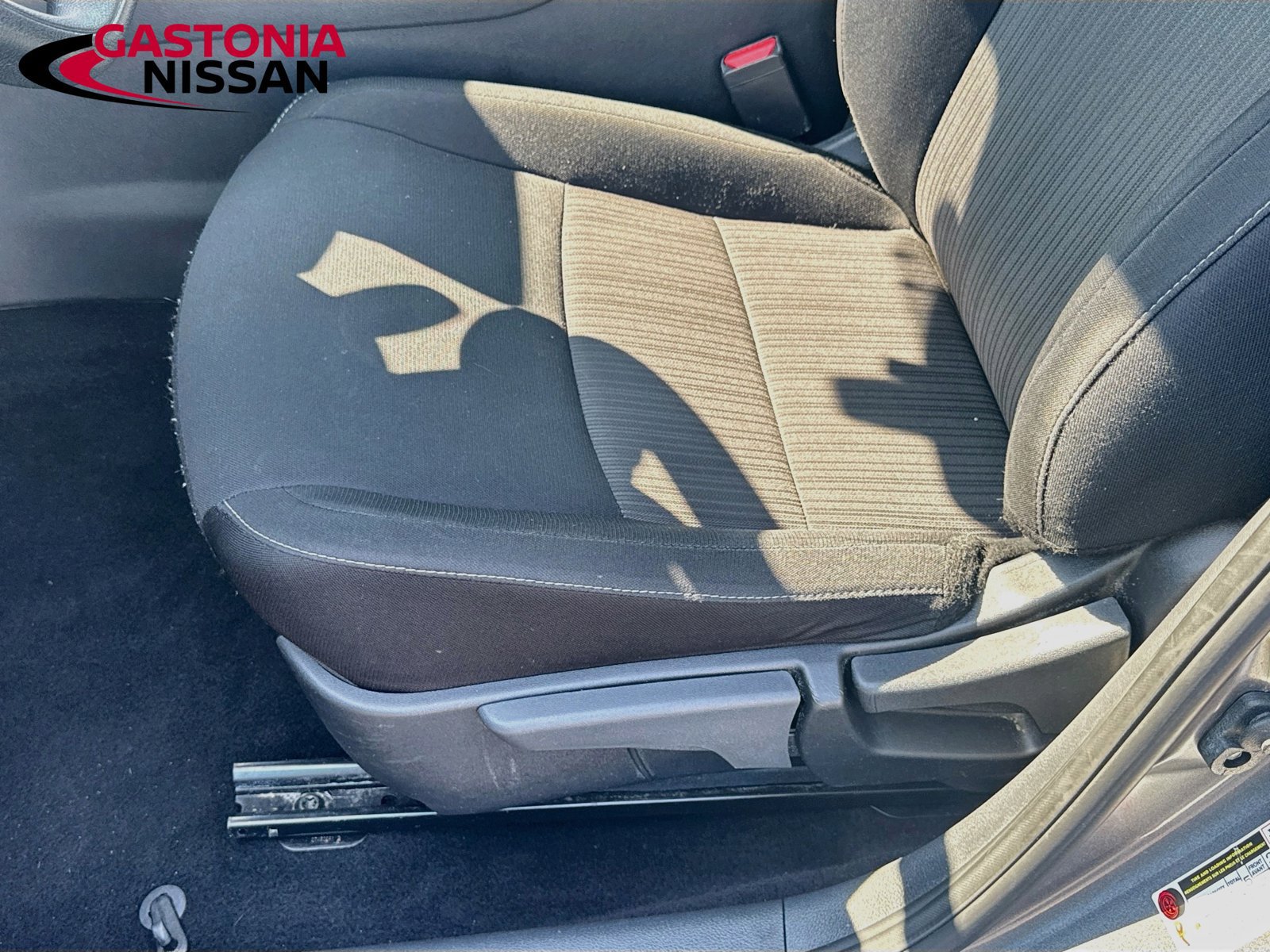 Used 2024 Nissan Sentra SV FWD image 23