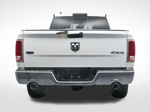 Used 2018 RAM 1500 Laramie image 7