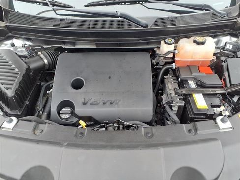 Used 2022 Chevrolet Traverse LS image 30