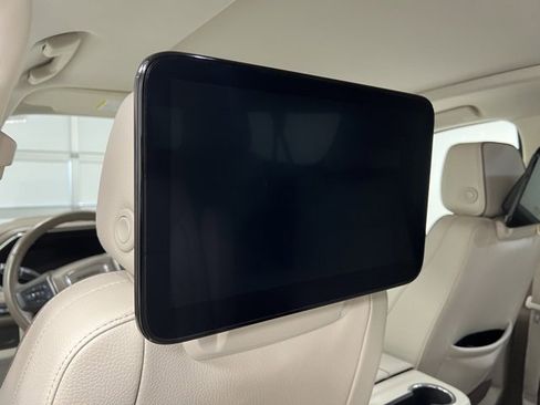 Used 2023 GMC Yukon XL Denali image 49