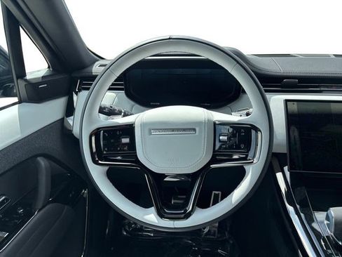 New 2026 Land Rover Range Rover Sport Dynamic SE AWD/4WD image 15