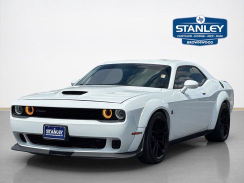 Used 2021 Dodge Challenger R/T Scat Pack w/ Plus Package RWD image 3