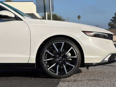 Certified 2023 Honda Accord Touring image 35