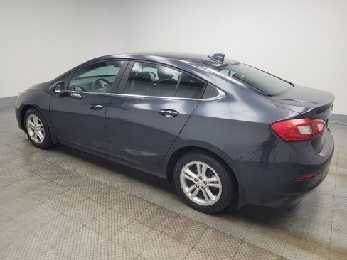 Used 2018 Chevrolet Cruze LT w/ Convenience Package image 3