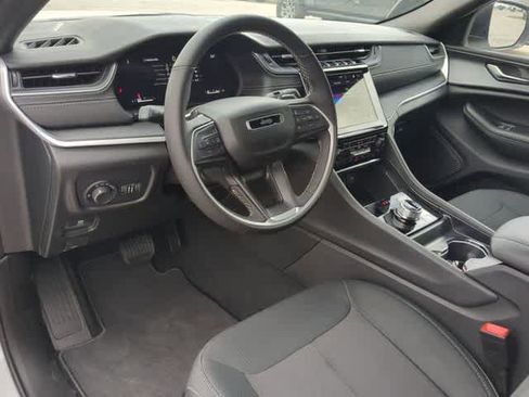 New 2026 Jeep Grand Cherokee Laredo X AWD/4WD image 10