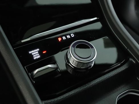 New 2026 Jeep Grand Cherokee Limited w/ Limited Altitude Package image 13