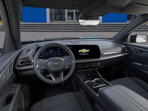New 2027 Chevrolet Traverse LT w/ Driver Confidence Package AWD/4WD image 39