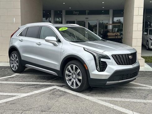 Used 2020 Cadillac XT4 Premium Luxury image 5