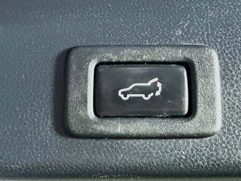 Used 2019 Subaru Ascent Premium w/ Popular Package #3 AWD/4WD image 30