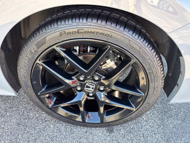 Used 2025 Honda Civic Sport image 9