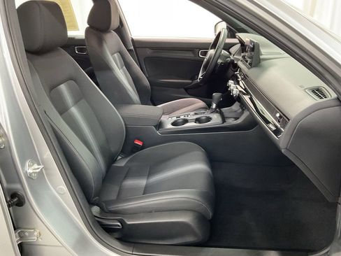 Certified 2022 Honda Civic Sport image 29