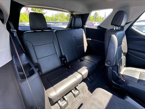 Used 2021 Chevrolet Traverse Premier AWD/4WD image 21