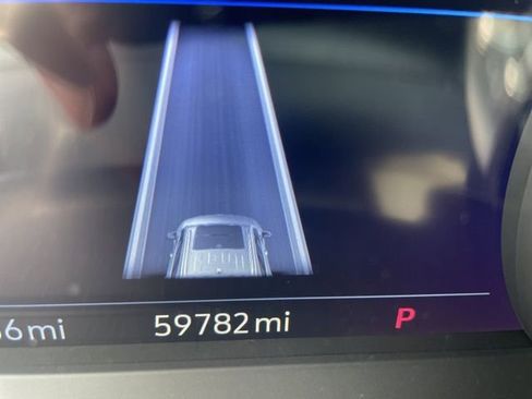 Used 2021 Cadillac XT6 Sport image 18