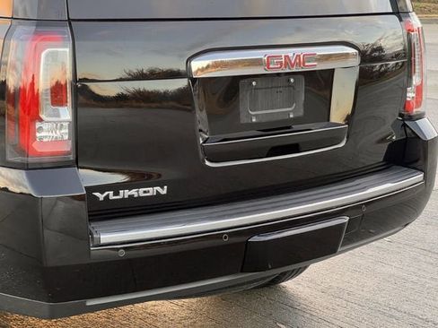 Used 2019 GMC Yukon Denali w/ Denali Ultimate Package image 6