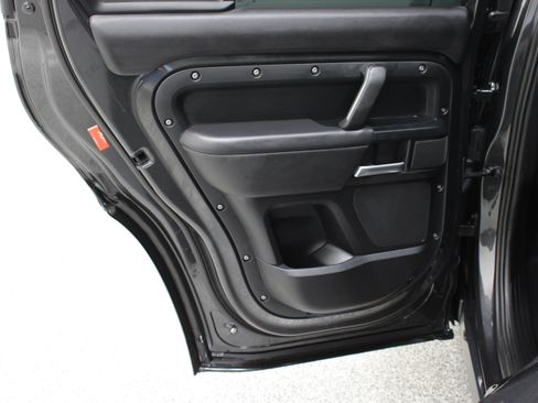 Used 2025 Land Rover Defender 130 Outbound AWD/4WD image 29