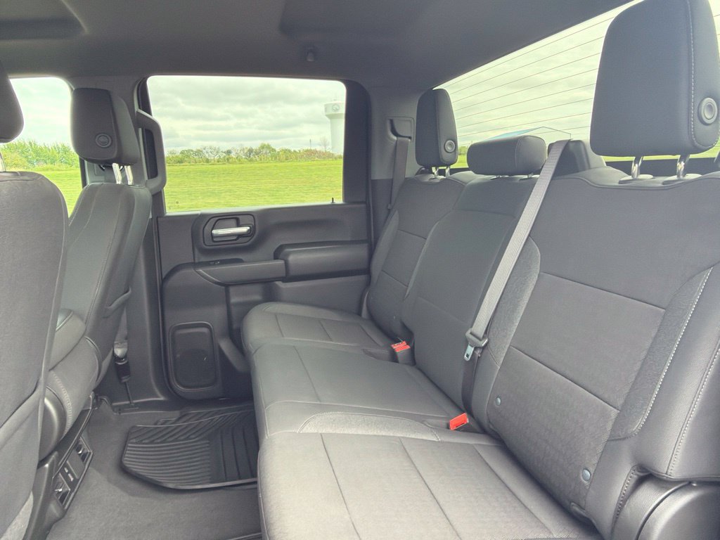 Used 2025 Chevrolet Silverado 2500 Custom w/ Custom Value Package AWD/4WD image 12