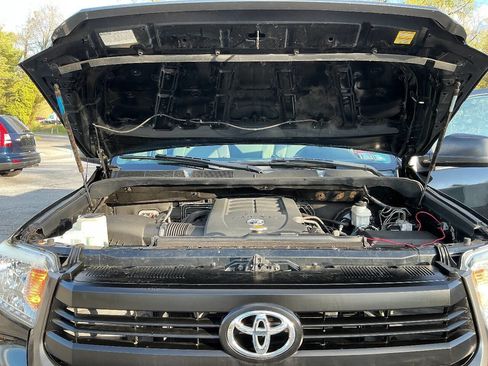Used 2014 Toyota Tundra SR image 40