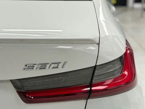 Used 2022 BMW 330i Sedan w/ Driving Assistance Package image 6