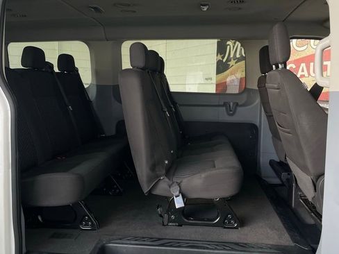 Used 2017 Ford Transit 150 XL image 16