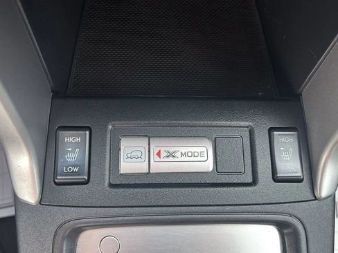 Used 2014 Subaru Forester 2.5i Limited w/ Popular Package #2 AWD/4WD image 19