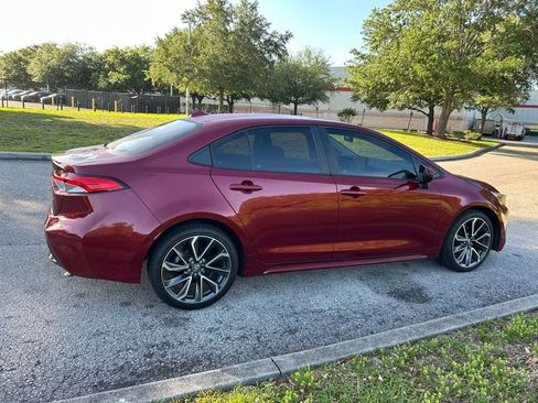 Used 2022 Toyota Corolla LE image 5