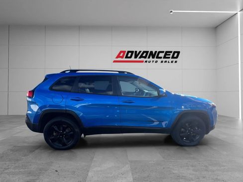 Used 2018 Jeep Cherokee Limited w/ High Altitude Package image 8