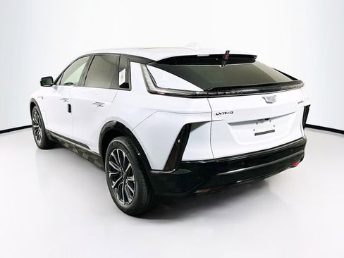 New 2026 Cadillac Lyriq Sport image 4