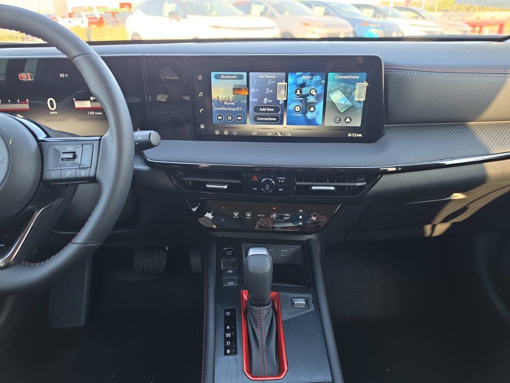New 2027 Nissan Kicks SR AWD/4WD image 15