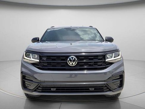 Used 2023 Volkswagen Atlas Cross Sport SEL R-Line AWD/4WD image 9