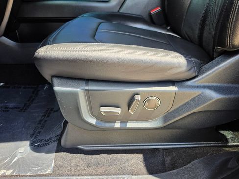 Used 2021 Ford Expedition Limited RWD image 9