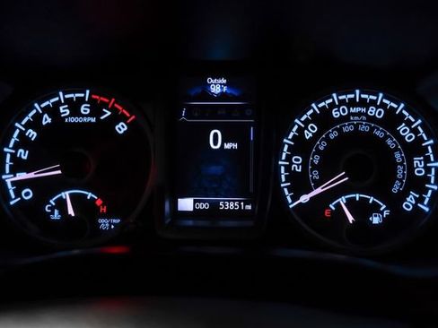 Used 2020 Toyota Tacoma TRD Off-Road w/ Advanced Technology Package AWD/4WD image 16