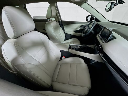 Used 2023 Nissan Rogue SL image 28