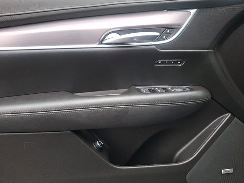 Used 2019 Cadillac XT5 Luxury AWD/4WD image 12