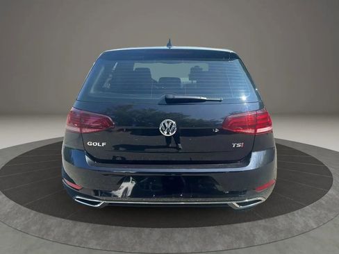 Used 2020 Volkswagen Golf 4-Door image 6
