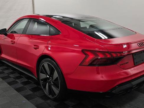 Used 2023 Audi e-tron GT Prestige w/ Prestige Package image 6