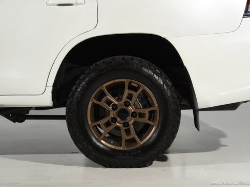 Used 2021 Toyota Land Cruiser Heritage Edition AWD/4WD image 16